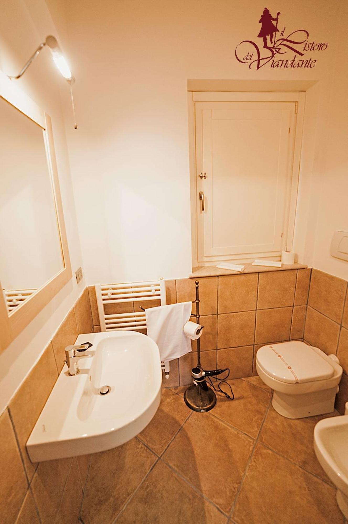 Il Ristoro Del Viandante Hotel Offagna Стая снимка