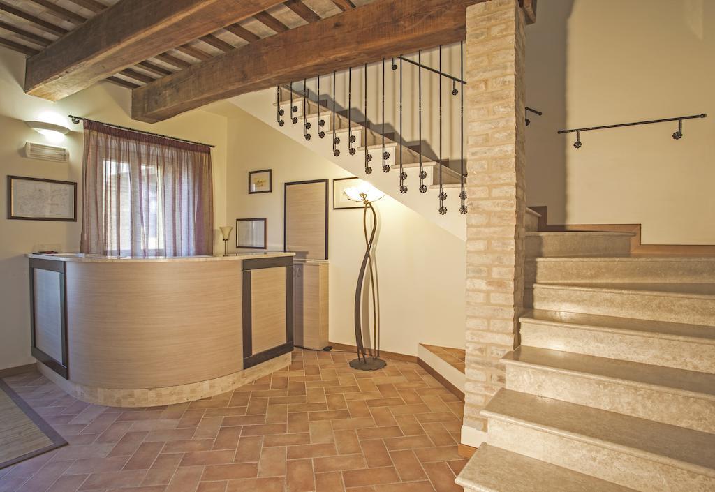Il Ristoro Del Viandante Hotel Offagna Екстериор снимка