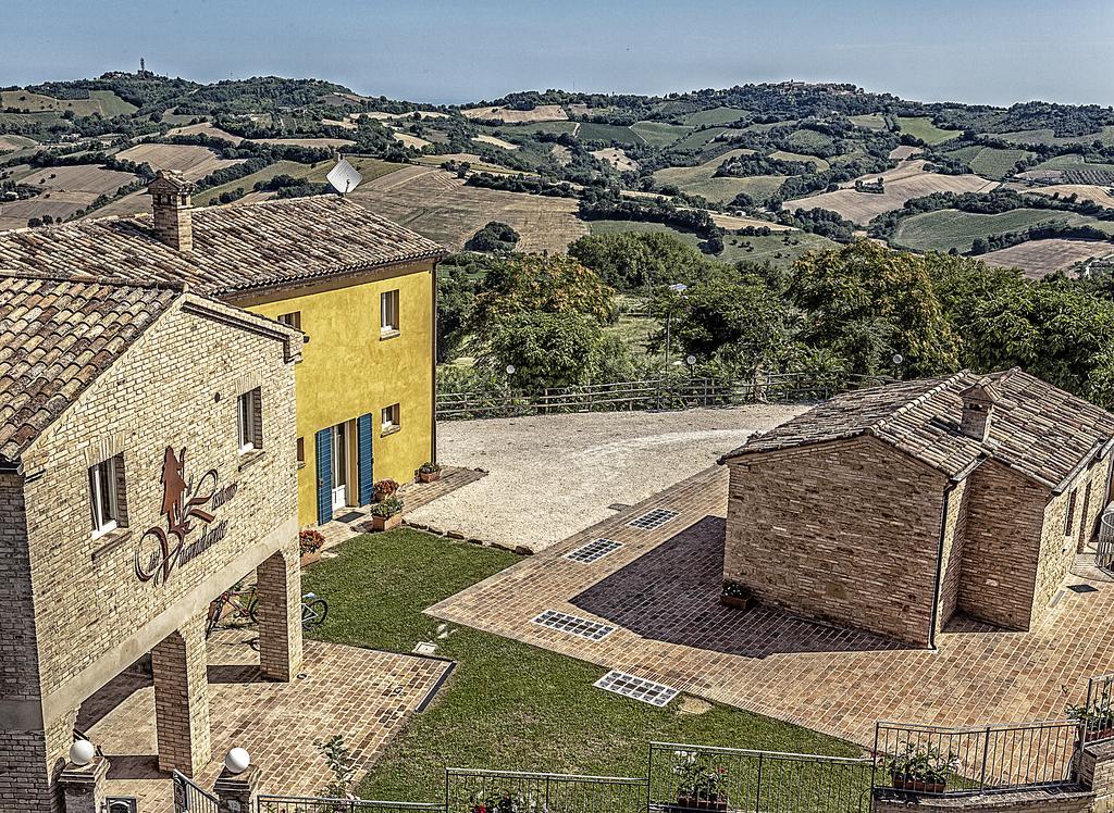 Il Ristoro Del Viandante Hotel Offagna Екстериор снимка